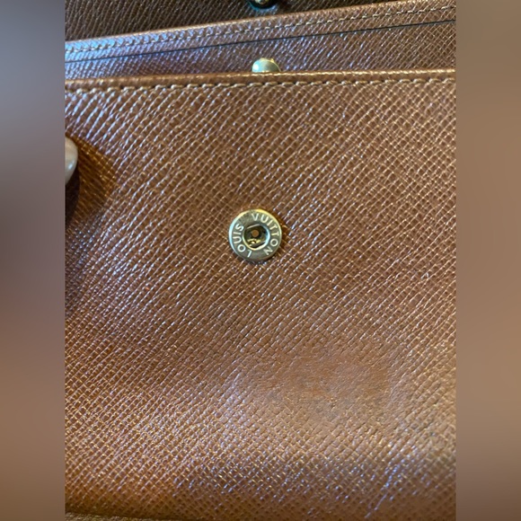 Louis Vuitton Long Wallet - Picture 6 of 10